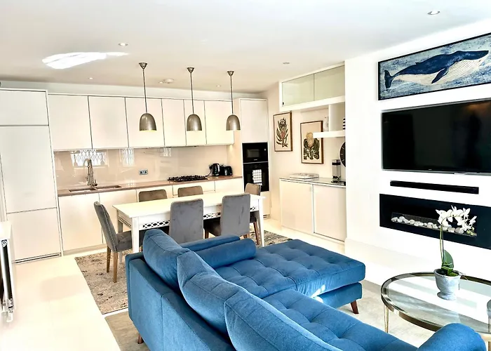Stylish Apartment With Bbq Kensington